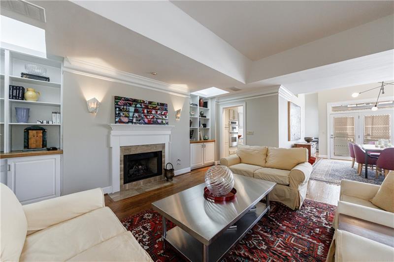 Property Photo:  6 Lullwater Estate NE  GA 30307 