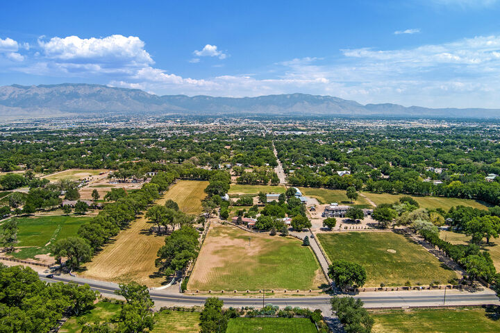7012 Rio Grande Boulevard NW  Los Ranchos NM 87107 photo