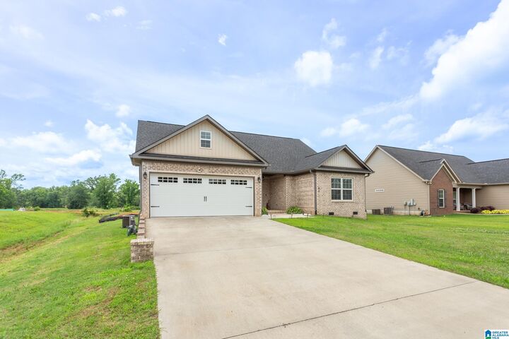 Property Photo: 93 Chloe Drive AL 35096