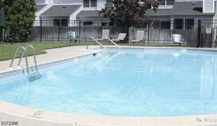 Property Photo:  3 Iron Forge Sq 3  NJ 07442 