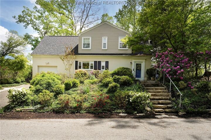 1518 Dogwood Road  Charleston WV 25314 photo