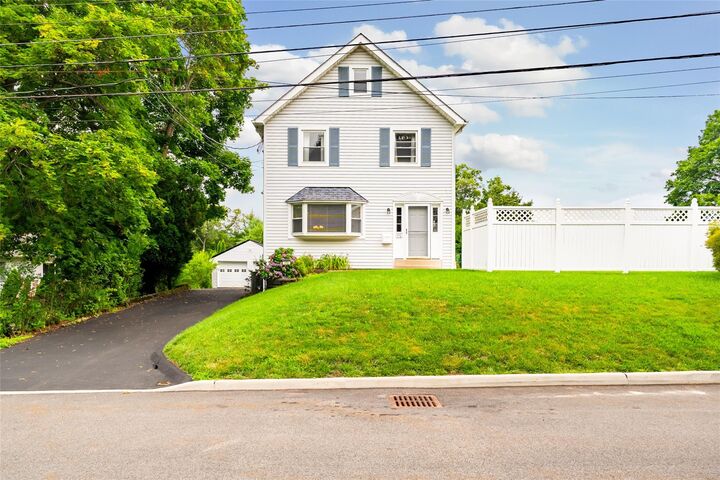 172 Henry Street  Buchanan NY 10511 photo