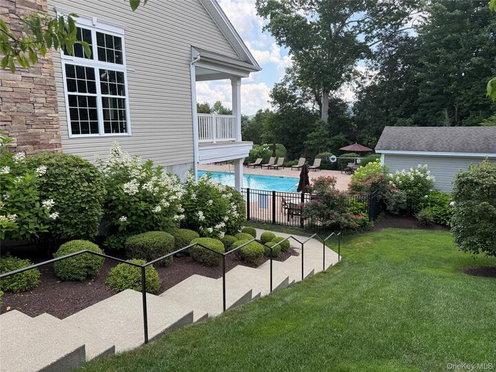 Property Photo:  18 Pritchard Court  NY 12524 