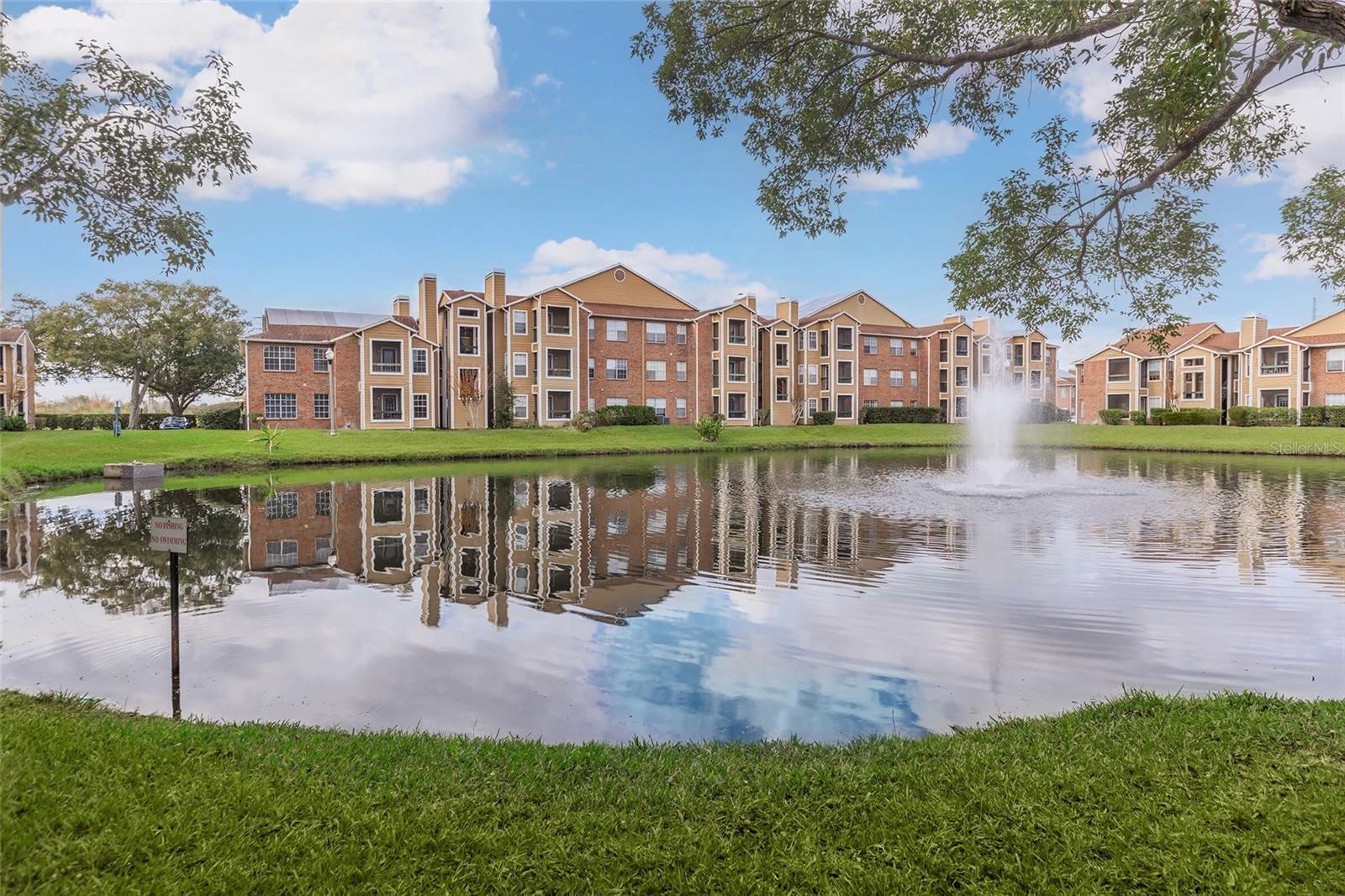 5501 Rosebriar Way B206  Orlando FL 32822 photo