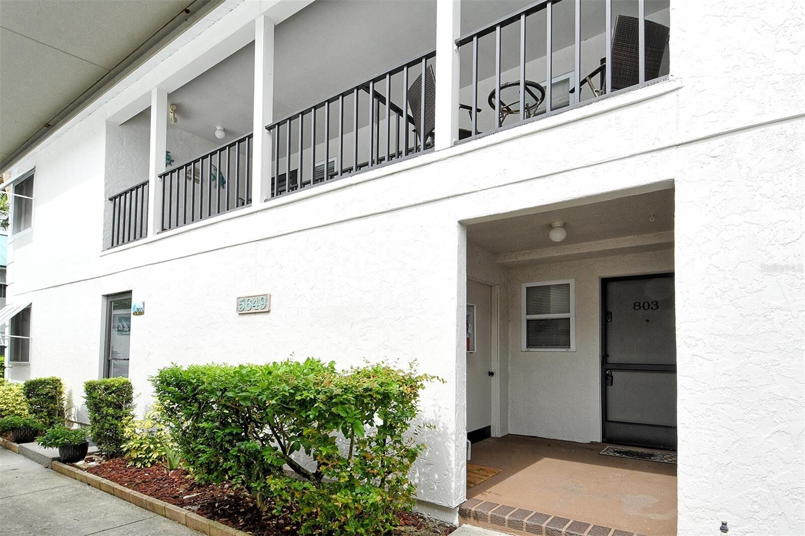 Property Photo:  5649 Midnight Pass Road 804  FL 34242 