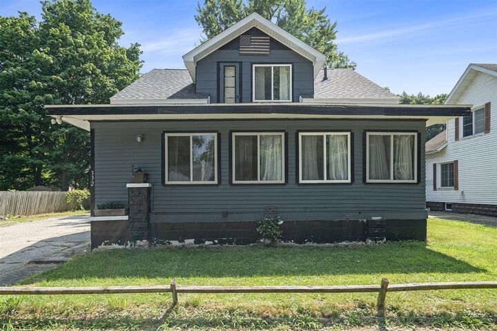 Property Photo: 332 S Hooker Avenue MI 49093