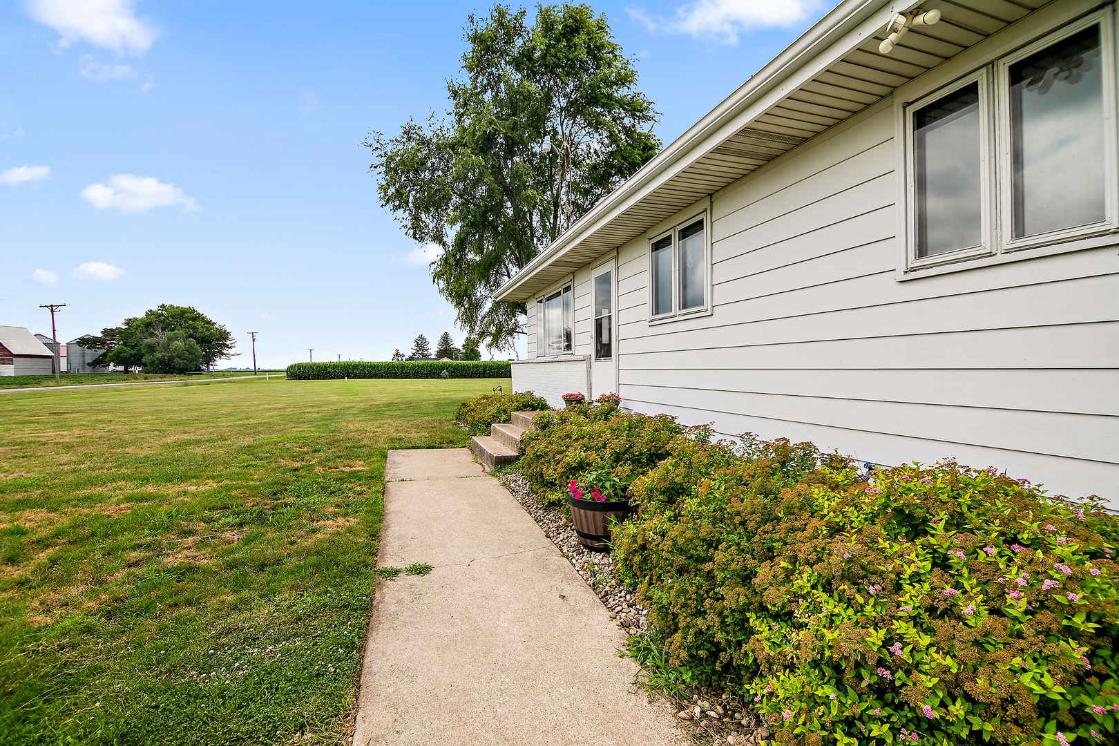 Property Photo:  1506 S 16000W Road  IL 60961 