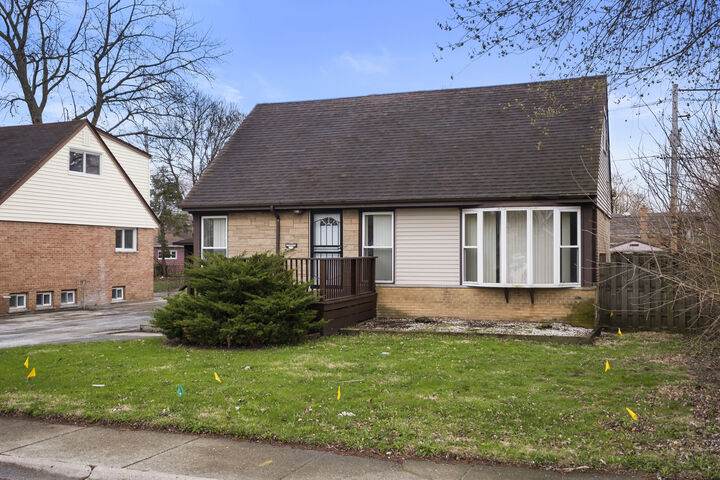 Property Photo:  15607 Rose Drive  IL 60473 
