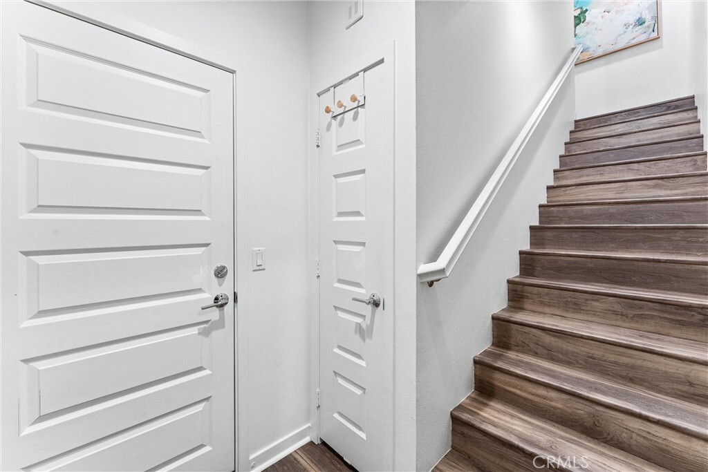 Property Photo:  2880 N Glassell Street  CA 92865 