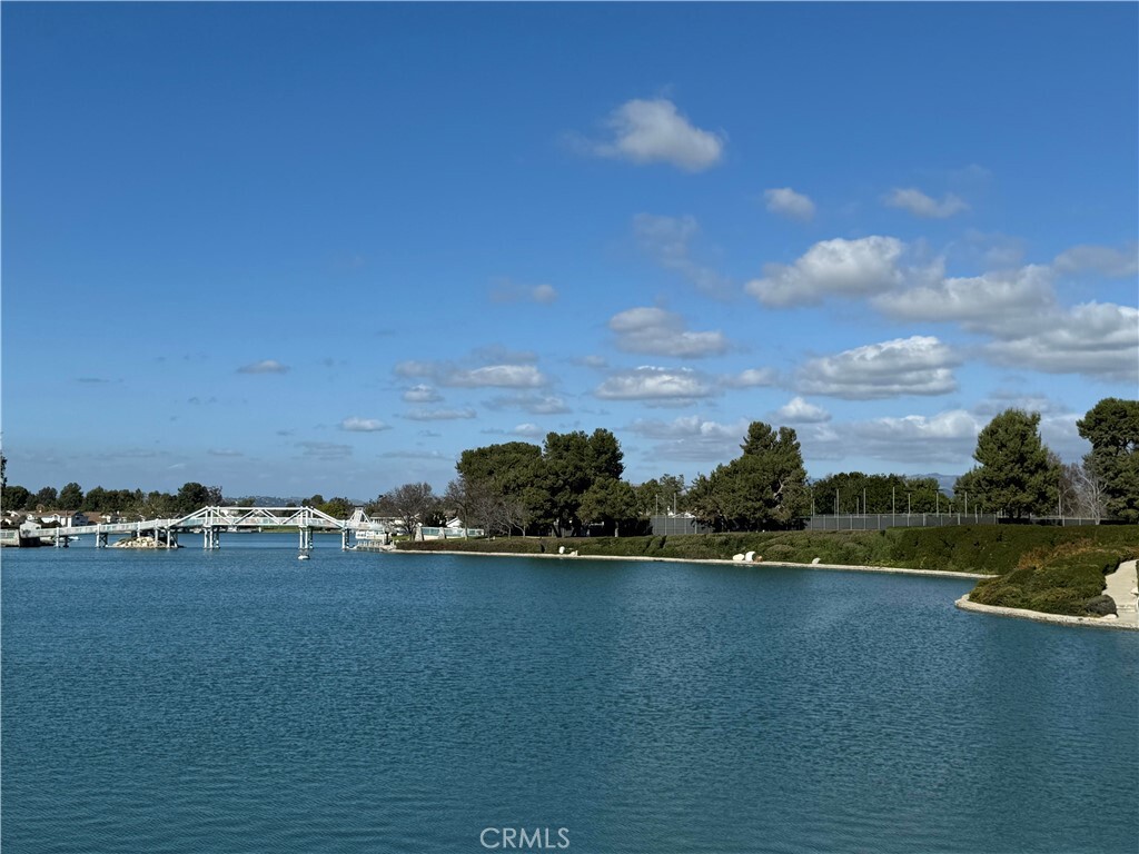 Property Photo: 656 Springbrook N 21 CA 92614