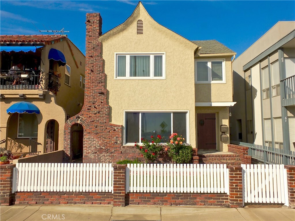 Property Photo: 57 Bay Shore Avenue CA 90803