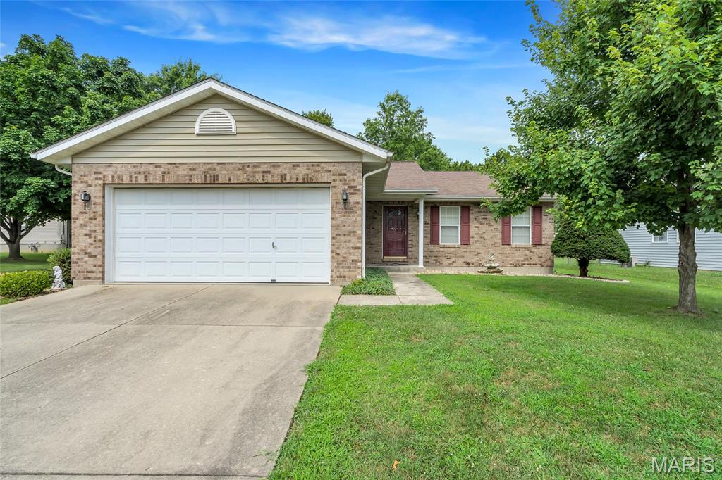 Property Photo: 431 Sandalwood Drive IL 62298