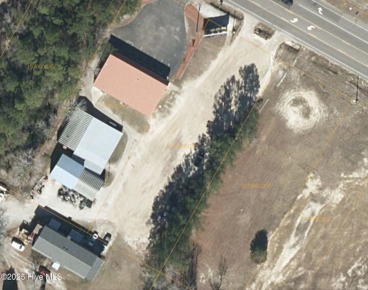 Property Photo:  493 Whiteville Road NW  NC 28470 