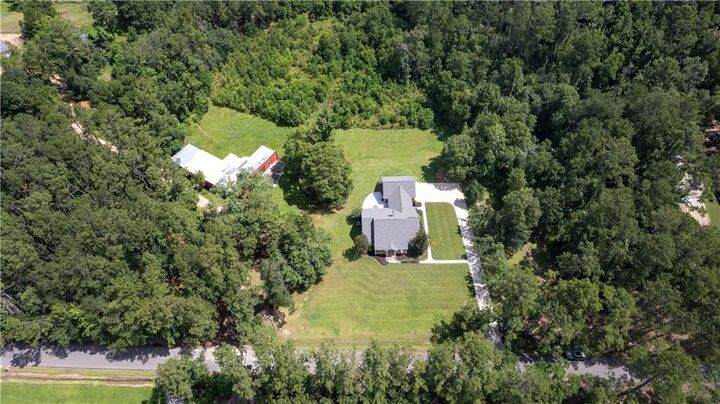Property Photo: 29063 Henry White Road LA 70711