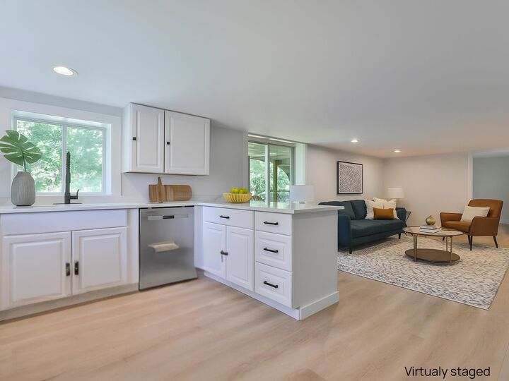 Property Photo:  14 Chester Road  NH 03038 