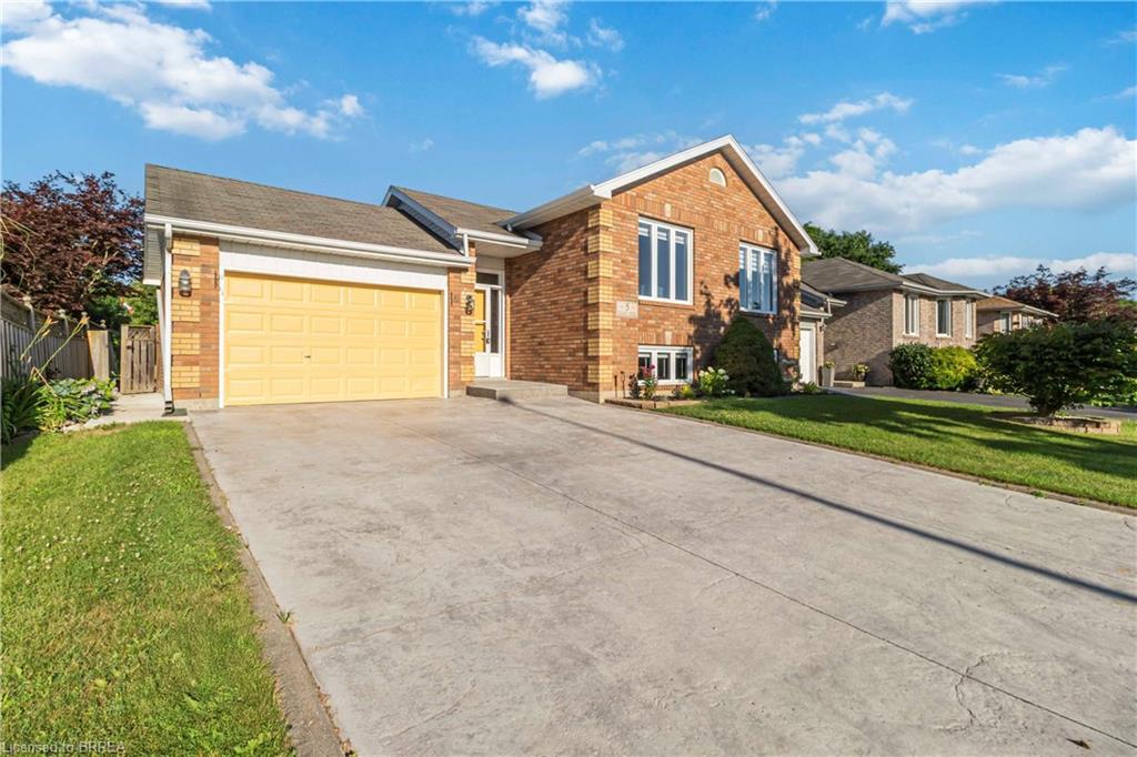 Property Photo: 5 Cork Crescent ON N3V 1E3