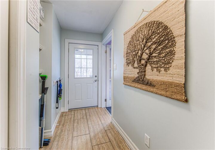 Property Photo: 26 Cedarhill Crescent ON N2E 2H4