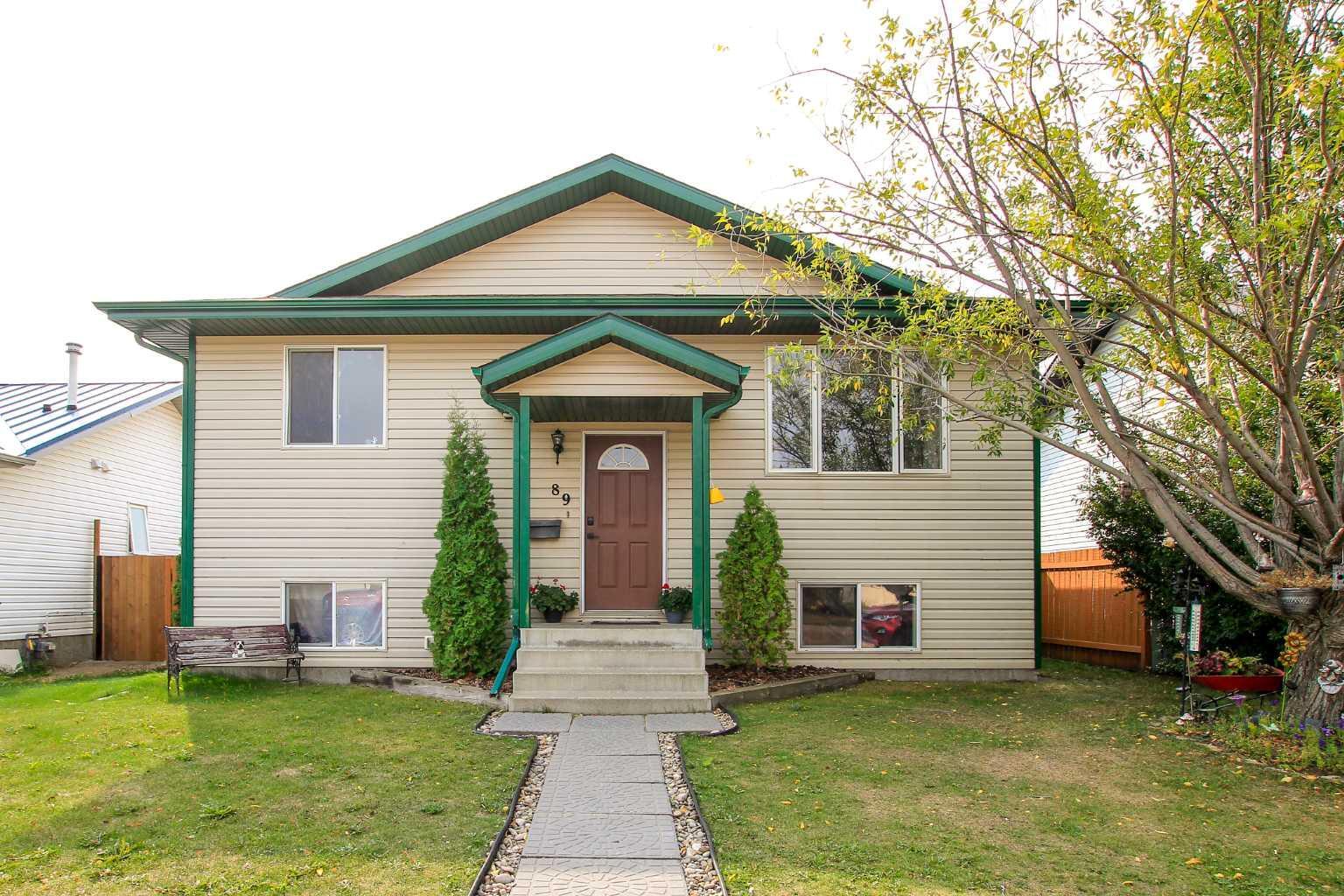 Property Photo: 89 Sunridge Avenue AB T0M 0J0