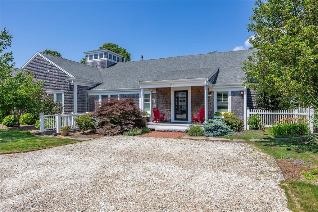 Property Photo:  950 Massasoit Road 3  MA 02642 