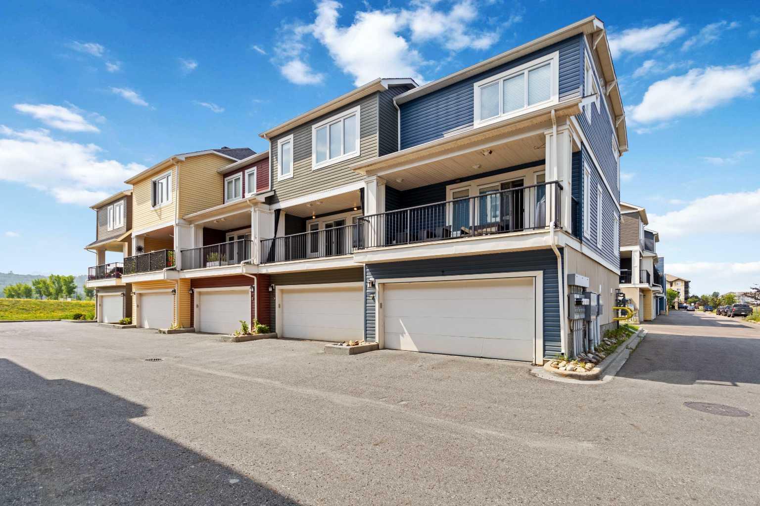 Property Photo: 140 Fontaine Crescent 20 AB T9H 0C9