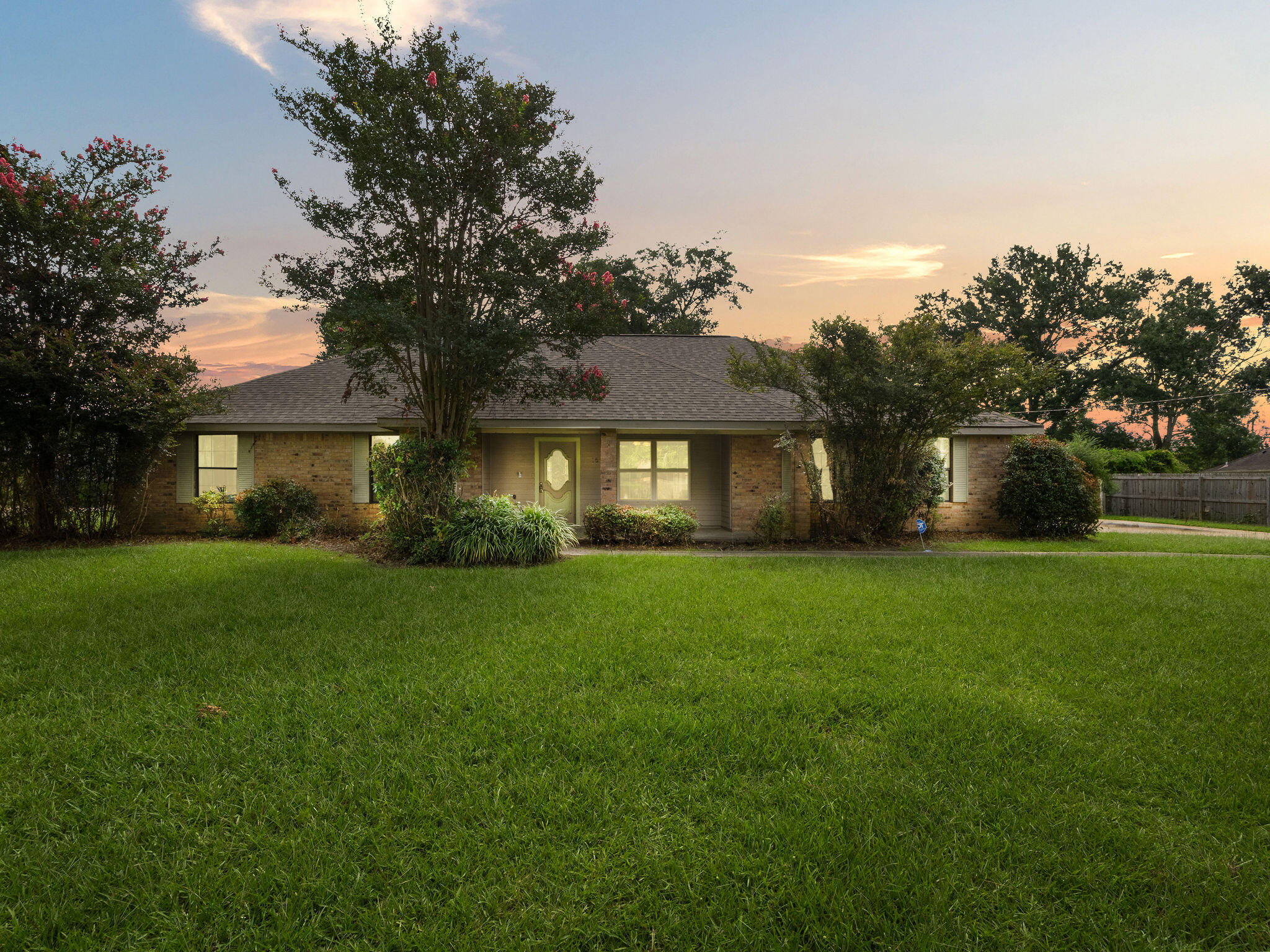 1598 Glendale Rd  Deridder LA 70634 photo
