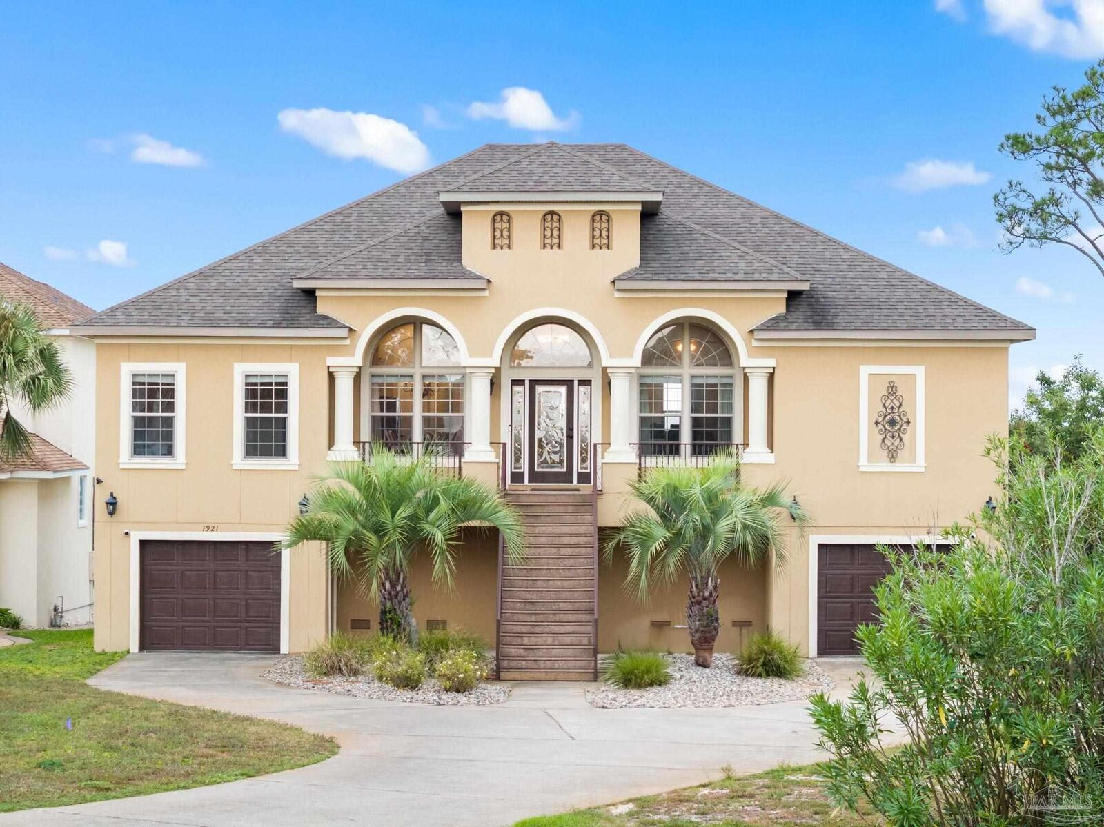 Property Photo: 1921 Costa Verde Ct FL 32566