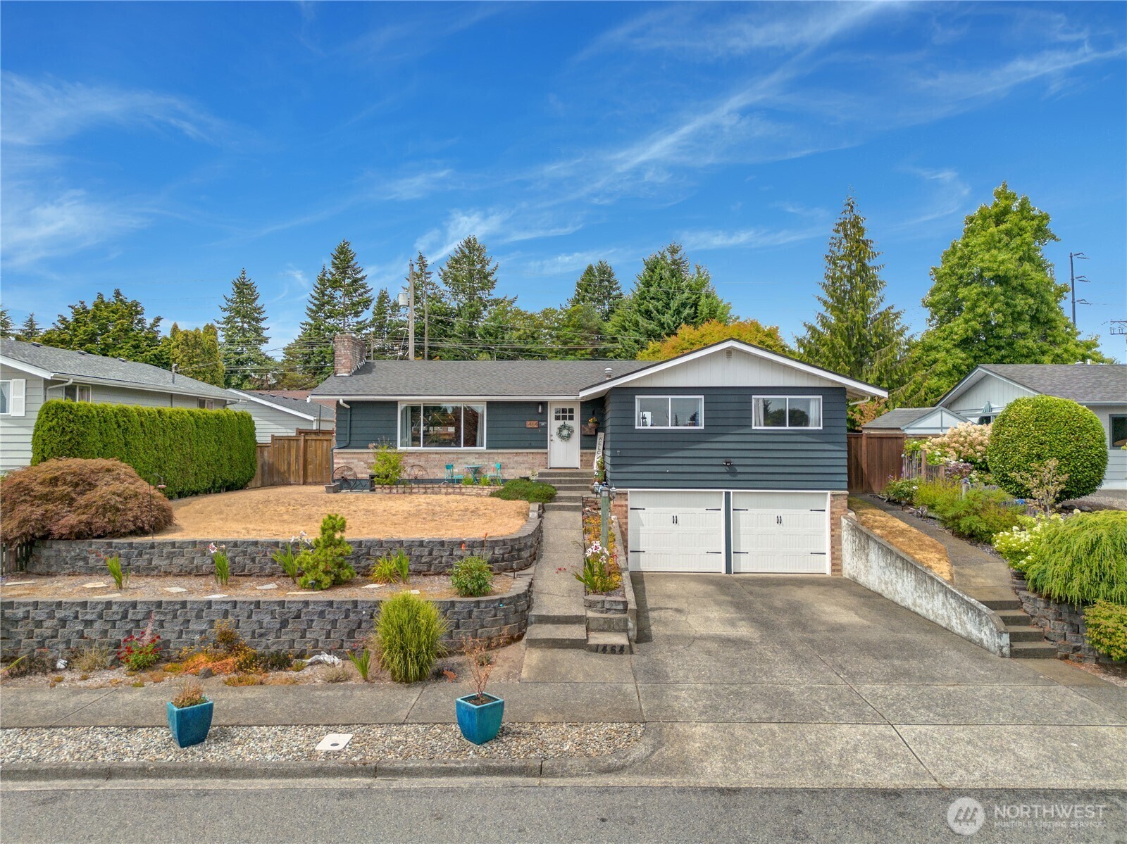 Property Photo: 1464 N Woodlawn Street WA 98406