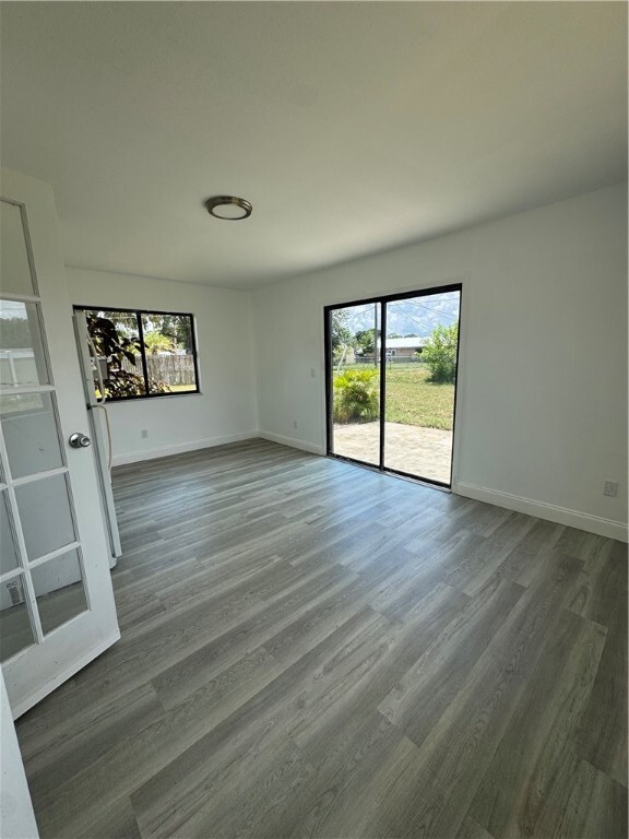 Property Photo: 2235 18th Avenue SW FL 32962