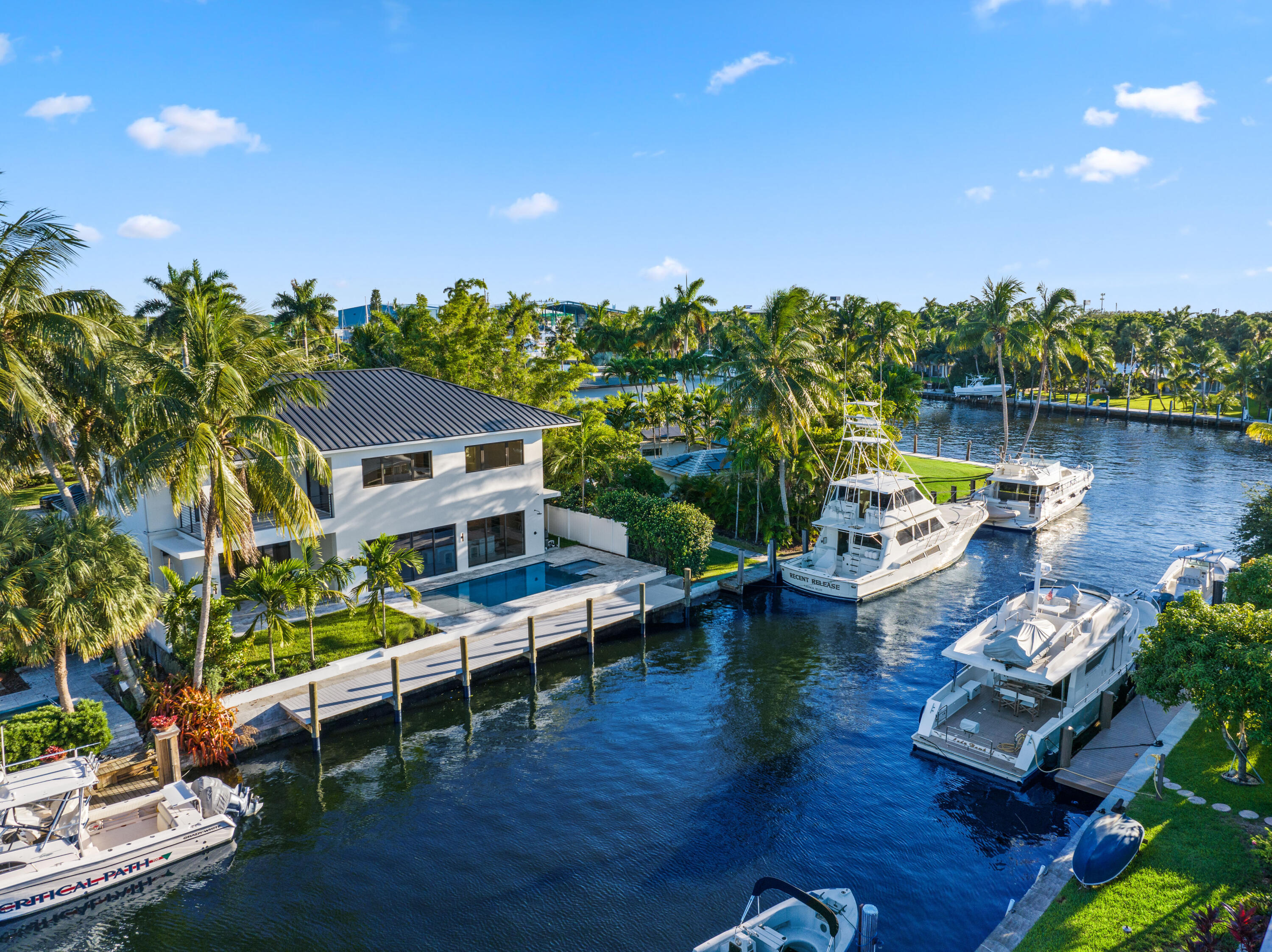 Property Photo: 1317 Tangelo Isle FL 33315