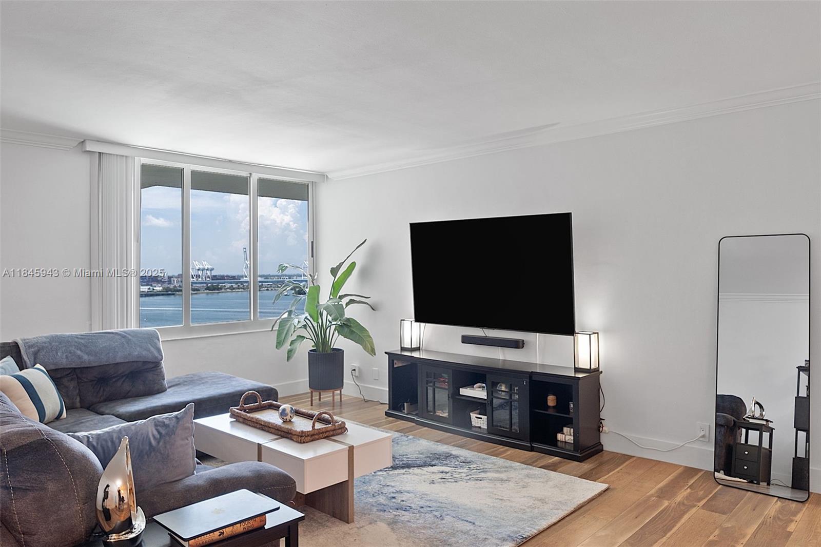 Property Photo: 1200 West Ave Ph31 FL 33139