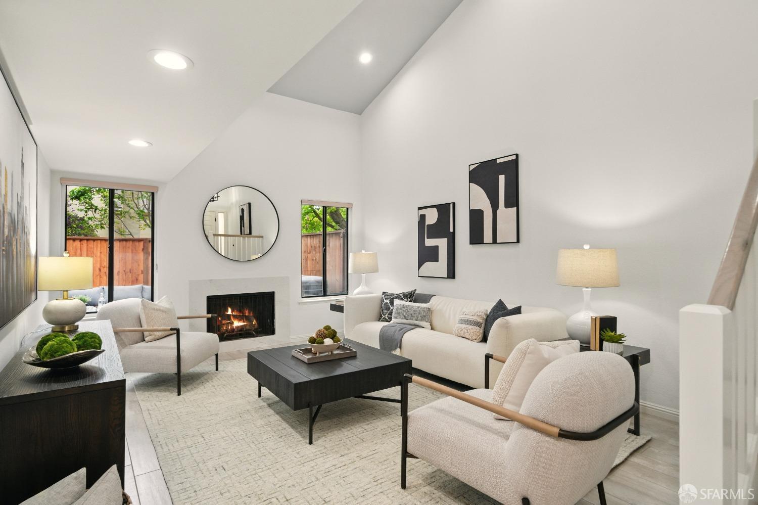Property Photo: 543 Tyrella Avenue CA 94043