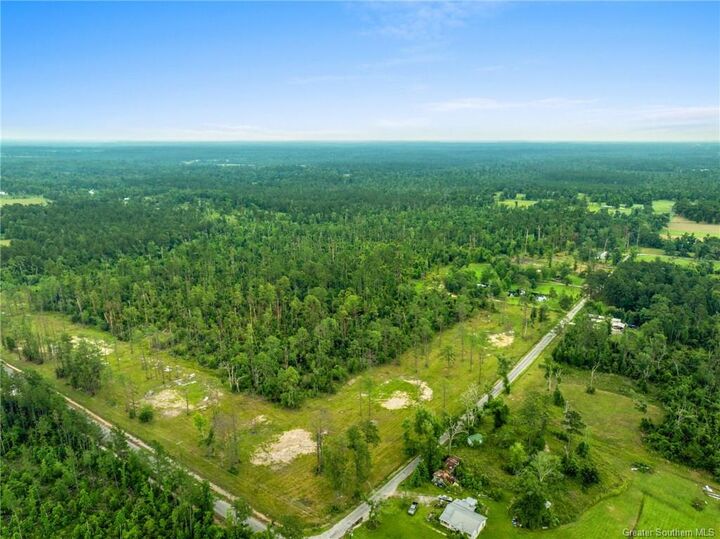 Property Photo: 0 Duke Hollingsworth Road Tract 2 LA 70657