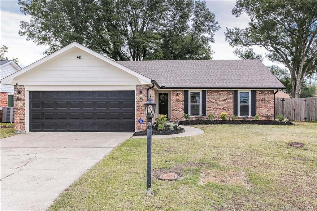 Property Photo: 4549 Highland Drive LA 70605