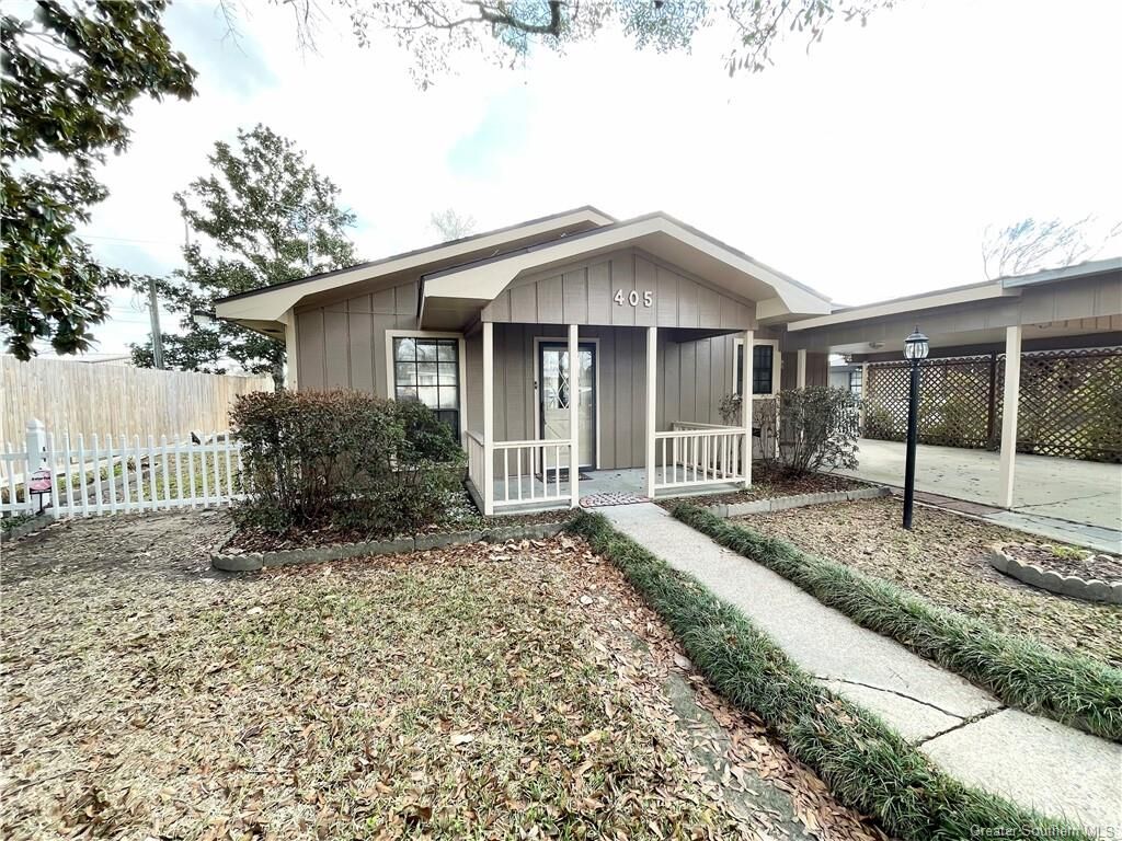 Property Photo: 405 Invader Street LA 70663