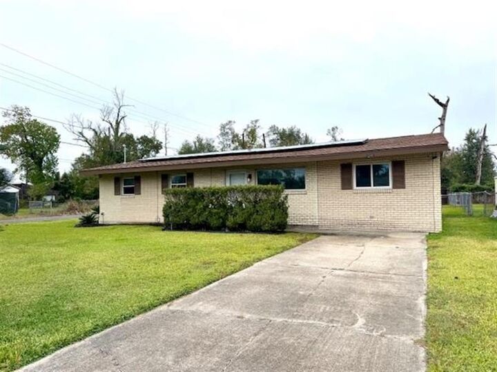 Property Photo: 1201 Texas Street LA 70663