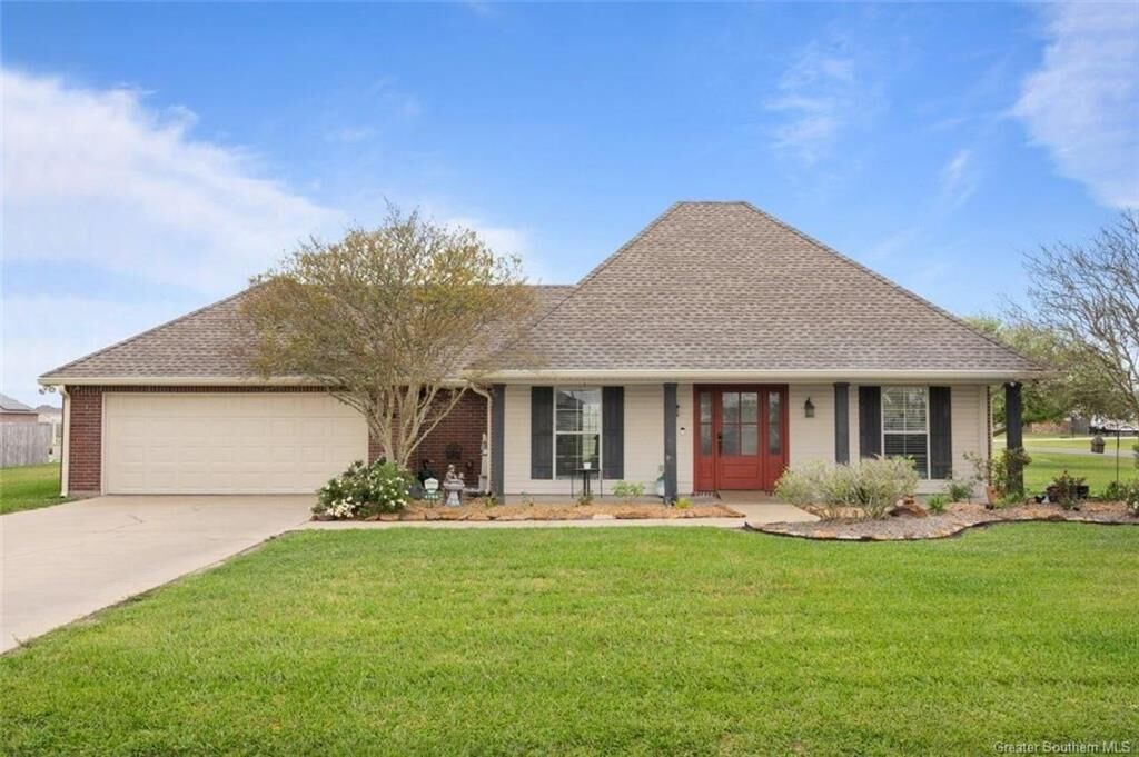 Property Photo: 4766 S Jace Matthew Lane S LA 70647
