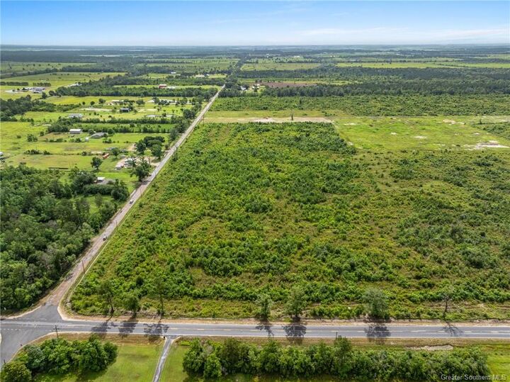 Property Photo: 13 Abie Fontenot Road LA 70647