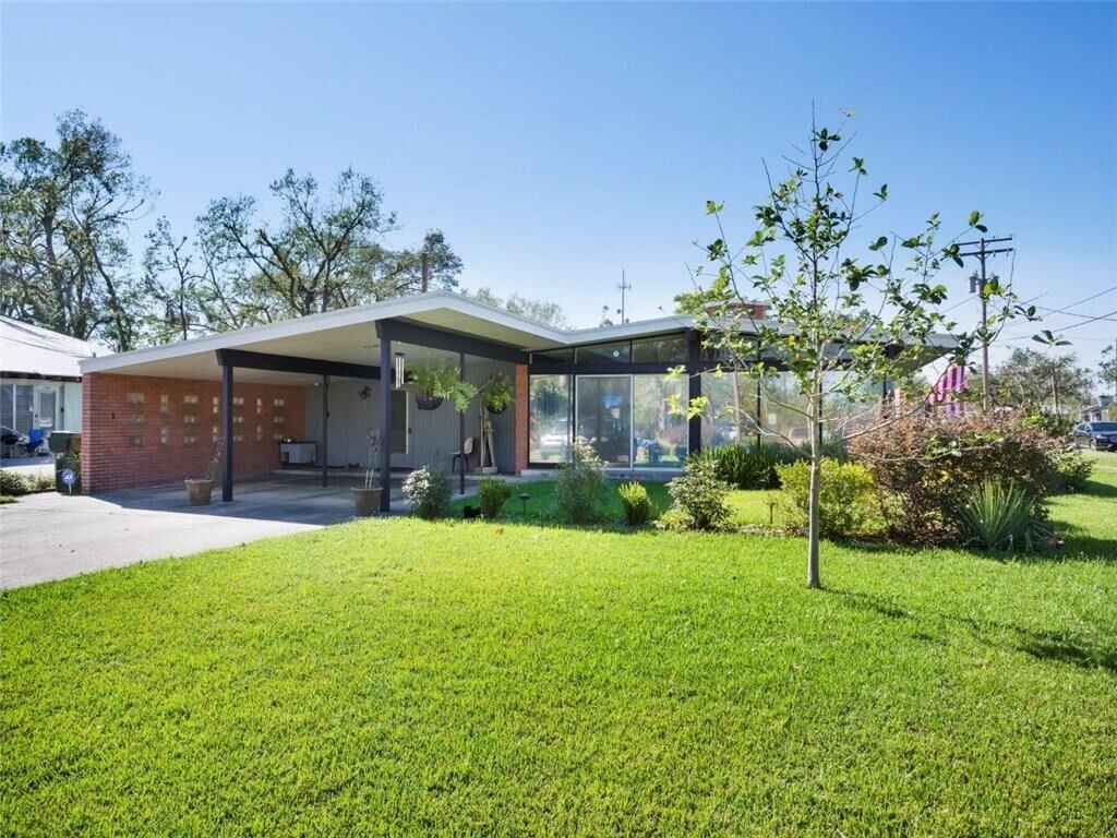 Property Photo: 1520 11th Street LA 70601