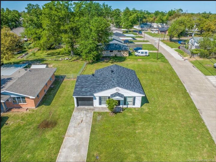 600 Morningside Drive  Lake Charles LA 70605 photo