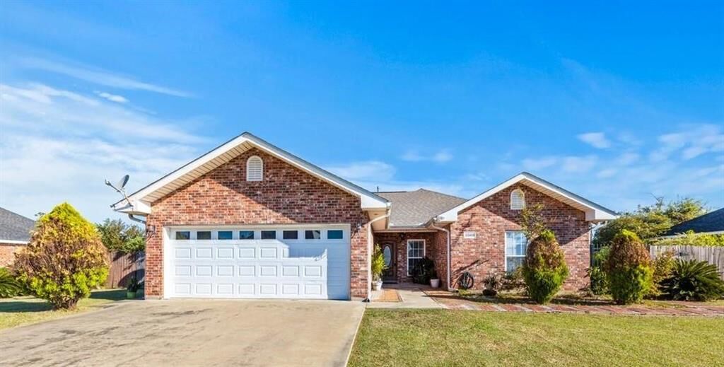 Property Photo: 2569 Augustine Street LA 70663