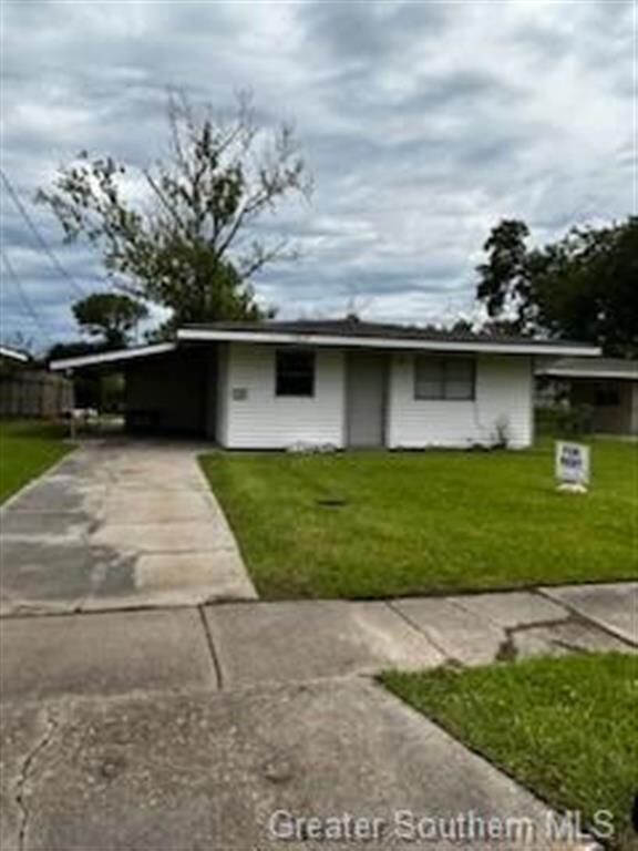 Property Photo: 1217 Sage Drive LA 70607