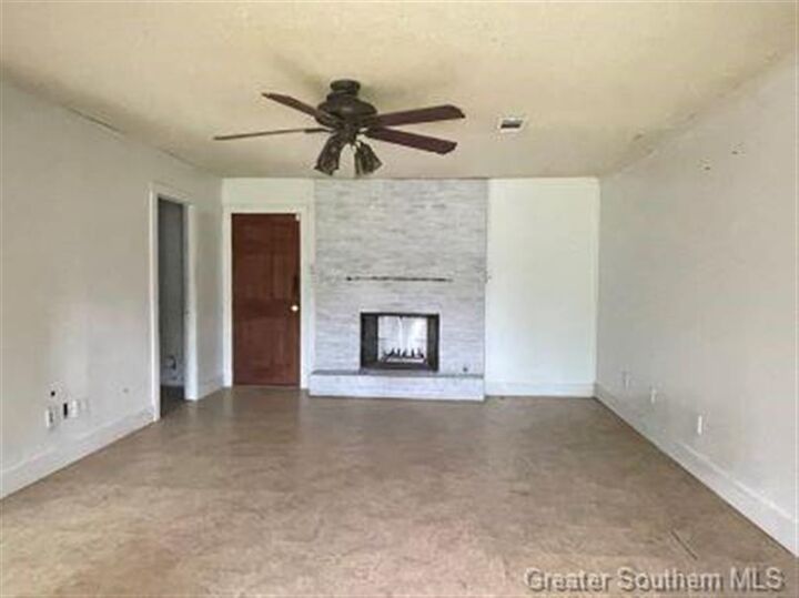 Property Photo:  2115 N Rose Park Avenue N  LA 70663 