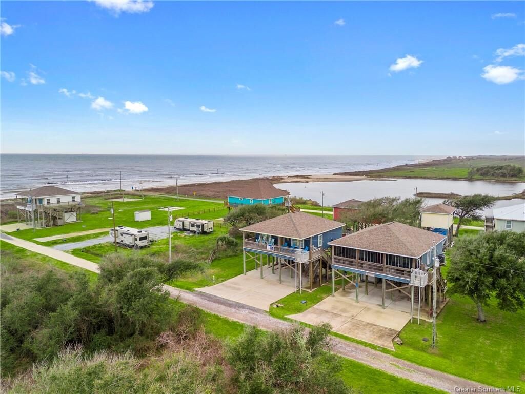 Property Photo: 120 Ocean Avenue LA 70631