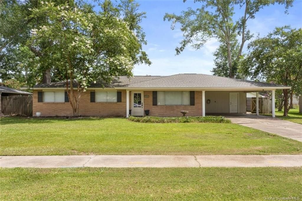 Property Photo:  1318 Melanie Drive  LA 70663 