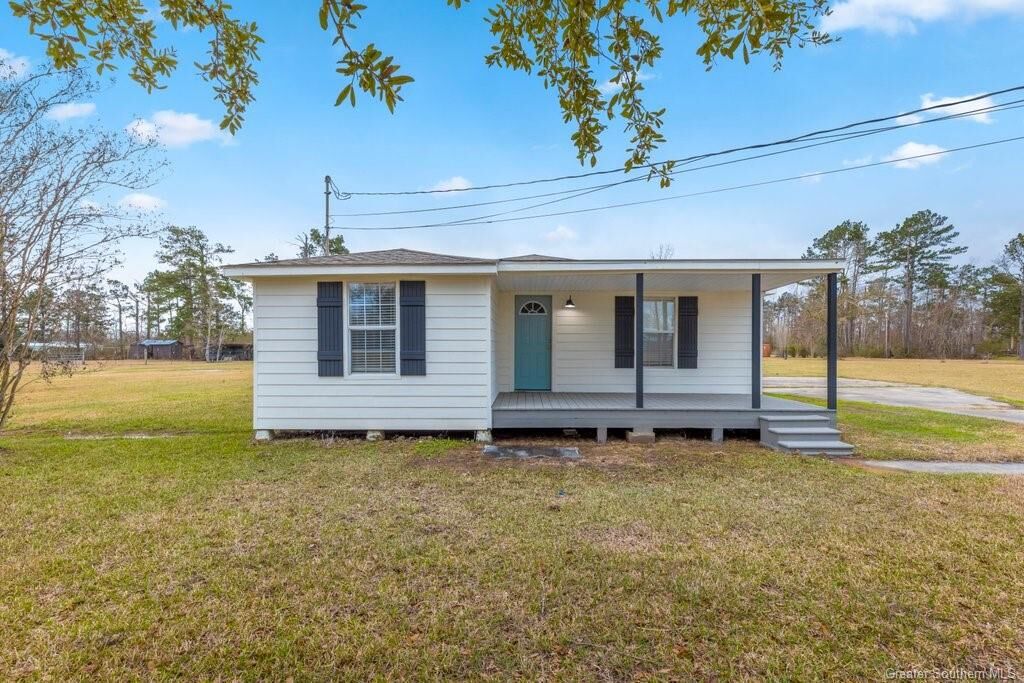 Property Photo: 6073 Bayou Serpent Road LA 70615
