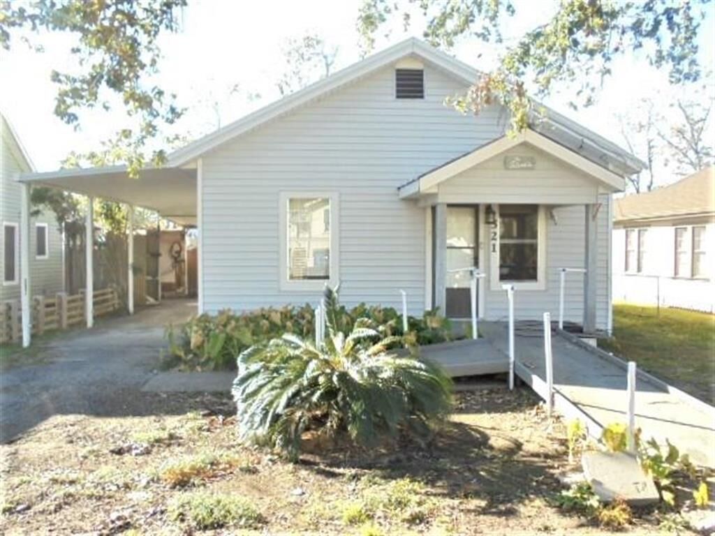 Property Photo:  521 Stanford Street  LA 70663 