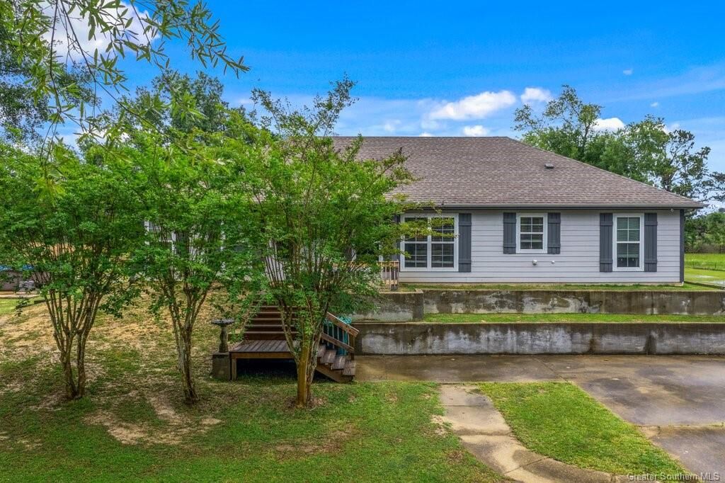 Property Photo:  107 Holstein Drive  LA 70657 