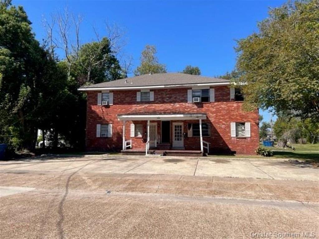 Property Photo:  3000 Hodges Street  LA 70601