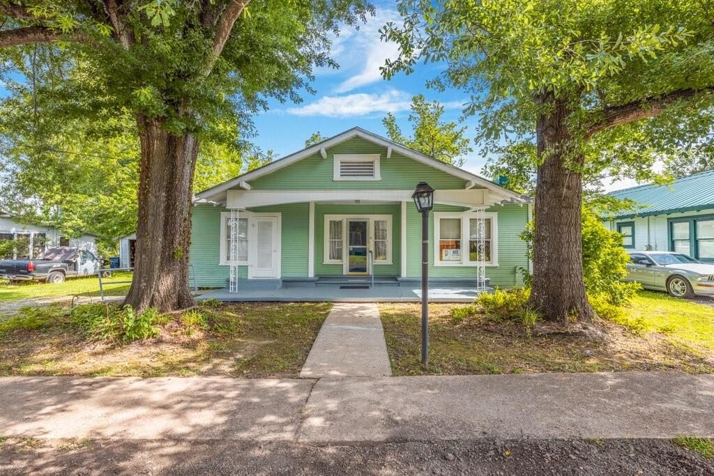 Property Photo:  406 3rd Street  LA 70633 
