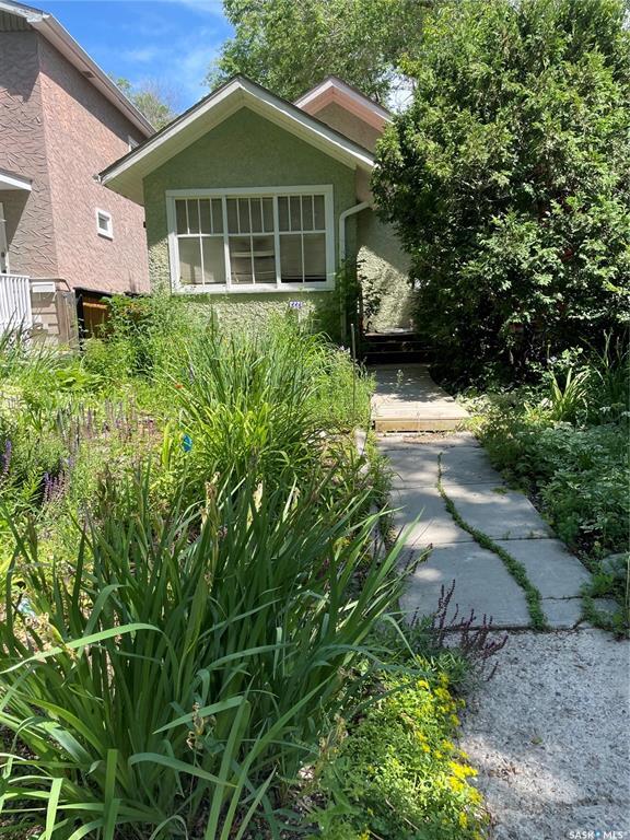 Property Photo: 2221 McTavish Street SK S4S 3X3